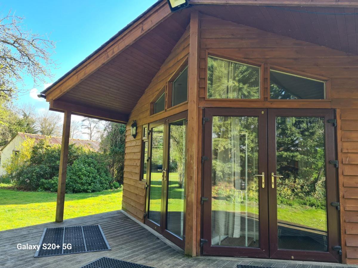 The Reading Whole Chalet With Lake And Two Acre Gardens Luaran gambar